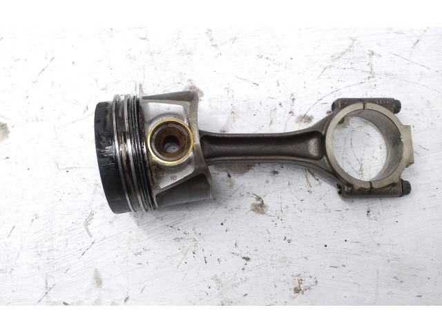 Píst    Volkswagen Caddy    CFH 