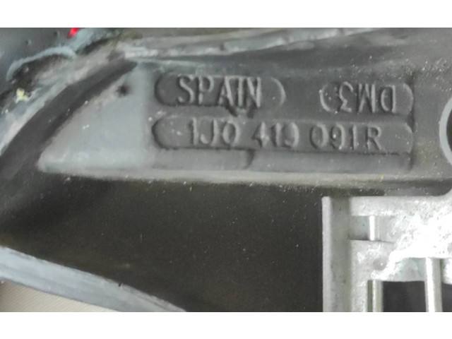 Руль Volkswagen Golf IV 1998 - 2005 года 1J0419091R