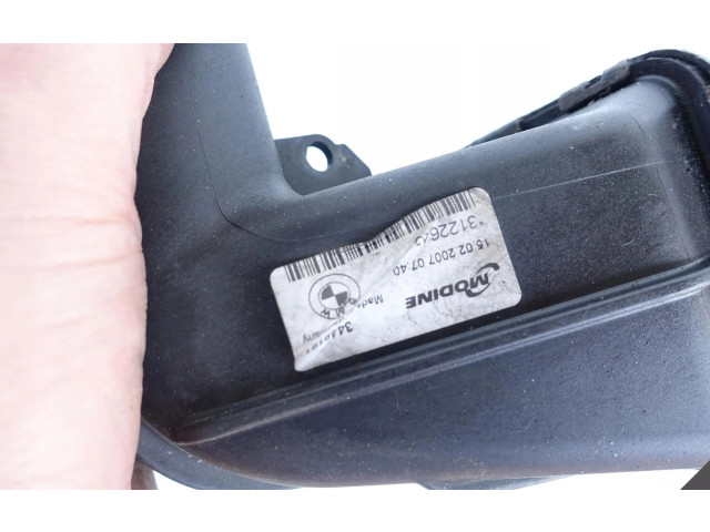 Интеркулер 3449191 BMW X3 E83