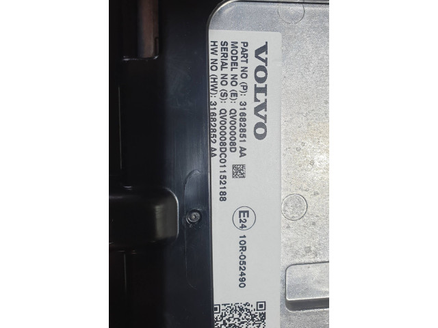 Дисплей    31682852AA, 31682851A   Volvo XC40