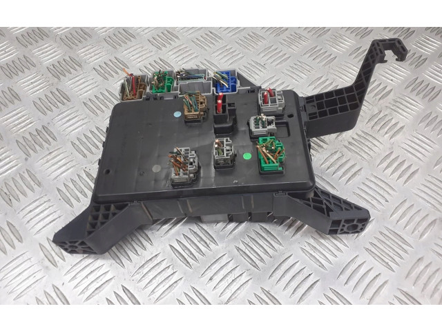 Turbodmychadlo Ящик предохранителей (комплект) 1S7T-14A073-AE Ford Mondeo Mk III