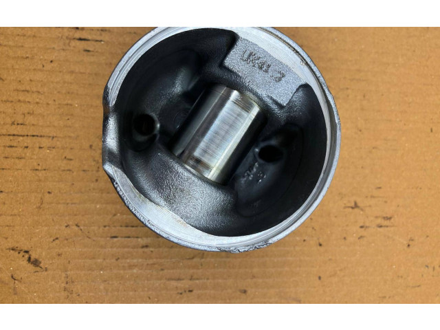 Píst A930, 4434 Alfa Romeo Stelvio