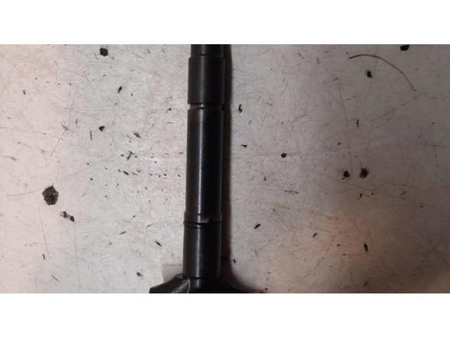 Vstřikovač 236700R050 Toyota Avensis T250 pro naftový motor 2.0