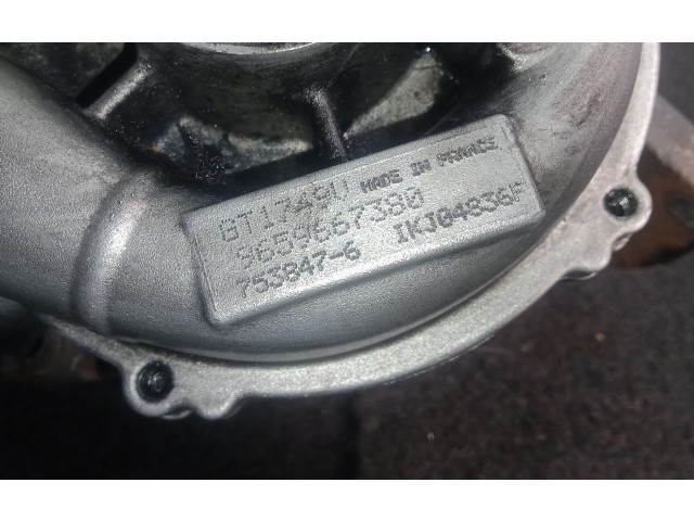 Turbodmychadlo Турбина Volvo S40 D4204T