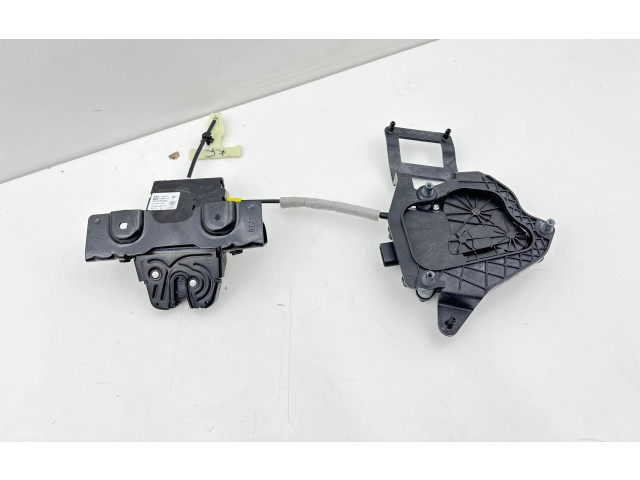 Zámek zadních dveří 670106788, 670106790   Maserati Ghibli 2019