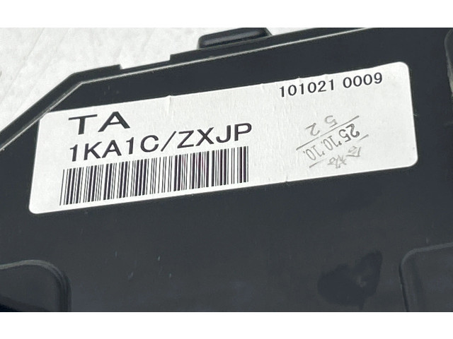 Přístrojová deska Nissan Juke I F15 2012 1KA1CZXJP, 1010210009