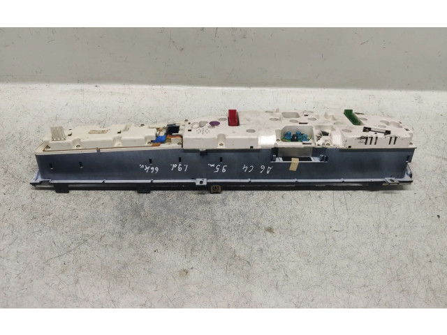 Přístrojová deska Audi A6 S6 C4 4A 1995 4A1919033HC