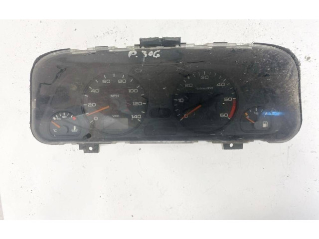 Панель приборов 9628002080, 896527 Peugeot 306