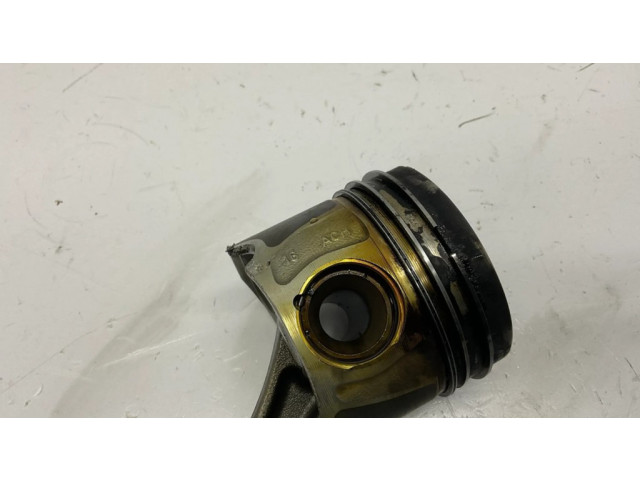 Píst BHS, 59AE Audi A4 S4 B9 pro naftový motor 0.3 Crt