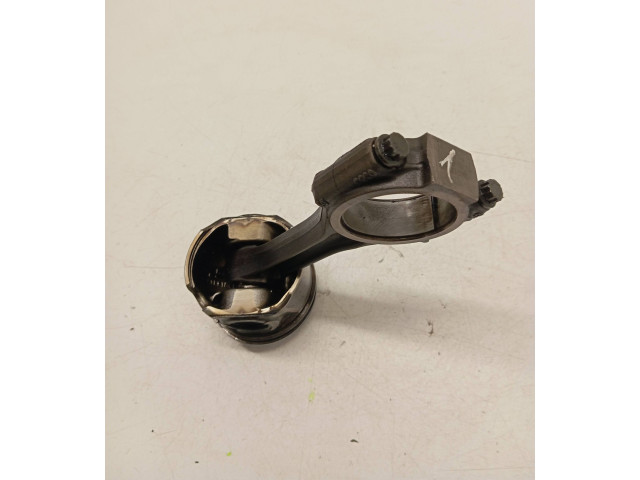  Поршень с шатуном    Volkswagen Transporter - Caravelle T5  