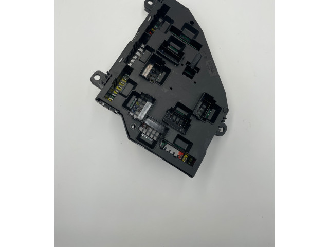 Блок предохранителей 9210860, 117033453 BMW X3 F25