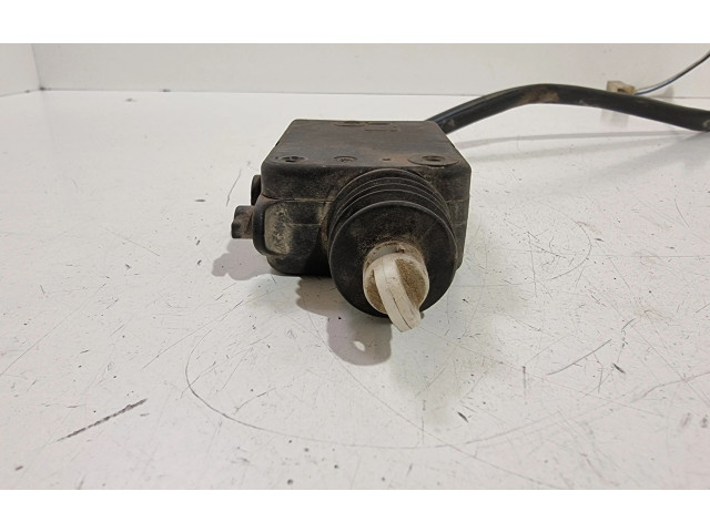 Замок багажника 13N01A Mercedes-Benz G W461 463 1989 - 2017 года