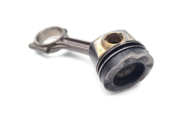 Поршень с шатуном    CRBC   Volkswagen Golf VII