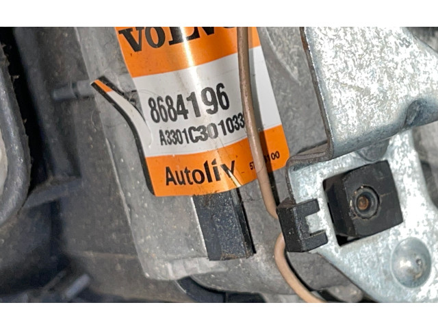 Подушка безопасности водителя 8684196   Volvo XC70