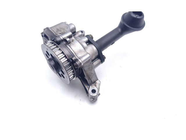 Масляный насос  CAYC 03L115263  Skoda Octavia Mk2 (1Z) 