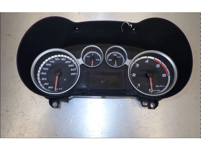 Přístrojová deska Alfa Romeo Mito 2011