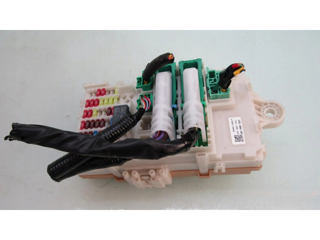 Блок предохранителей  747048360W   Honda HR-V    