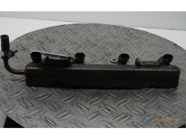 Vstřikovací lišta Nissan Micra C+C