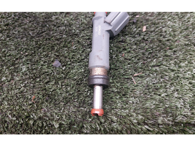 Vstřikovač 2325037080, 2500627 Toyota Prius (XW50)