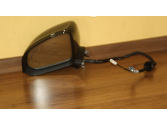 Зеркало электрическое Volvo XC40 - года