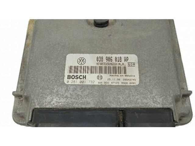 Блок управления двигателя 038906018AP   Volkswagen New Beetle