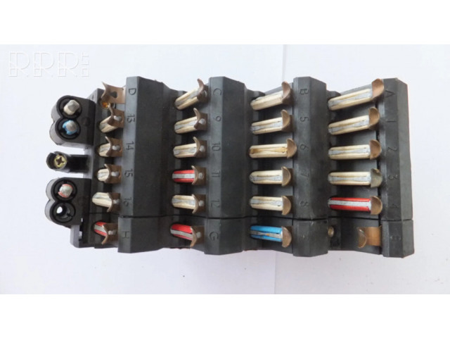 Pojistková skříňka A1295450001 Mercedes-Benz SL R129 1992