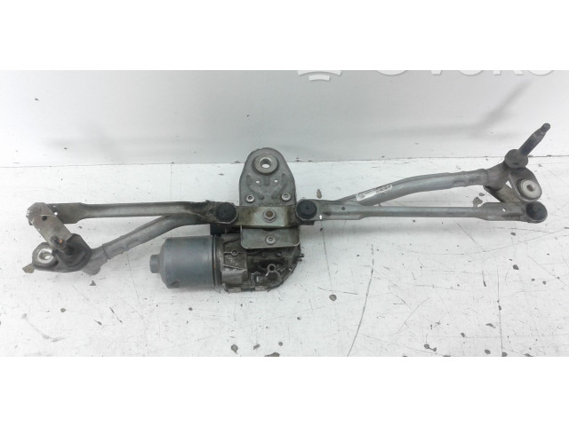 Моторчик дворников     Audi Q3 8U