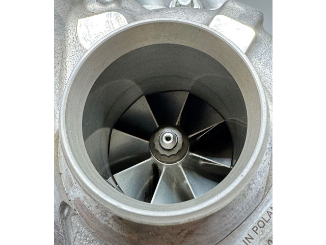 Turbodmychadlo Турбина 057145601E   Audi Q7 4M   