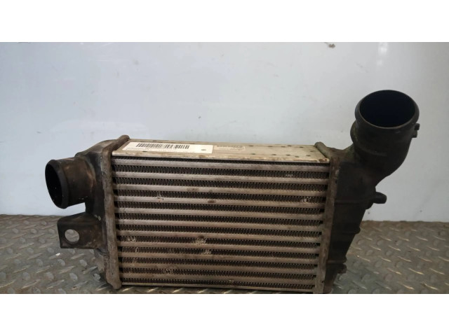 Интеркулер 517159990, 1686864 Alfa Romeo GT 1.9