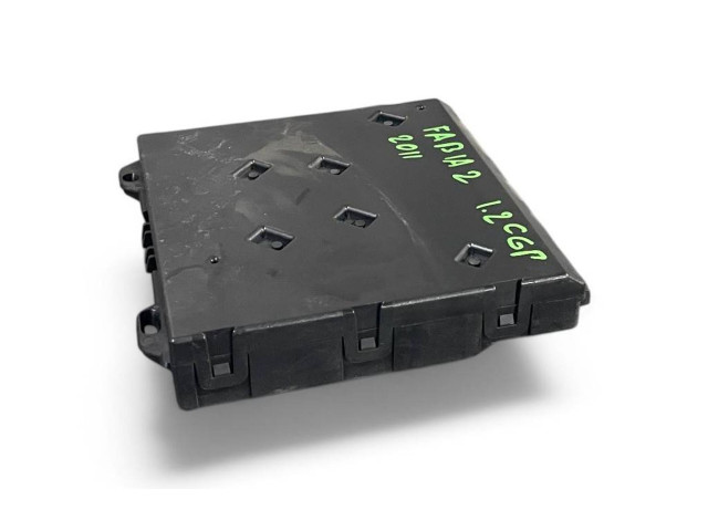 Блок комфорта 6r7937086f Skoda Fabia Mk2 (5J)