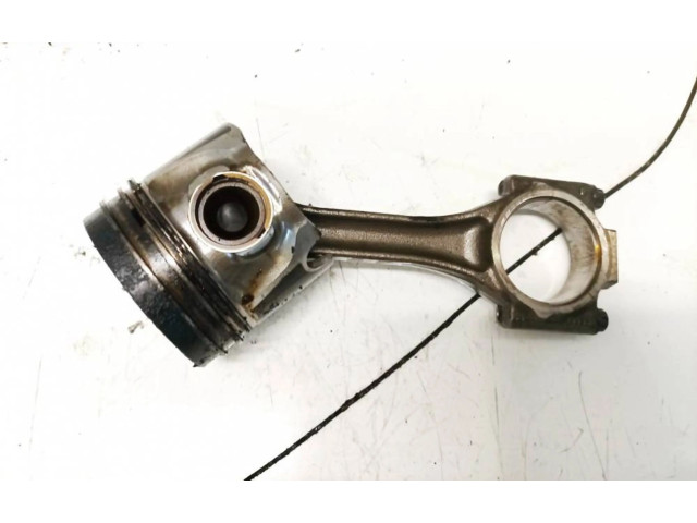 Поршень с шатуном