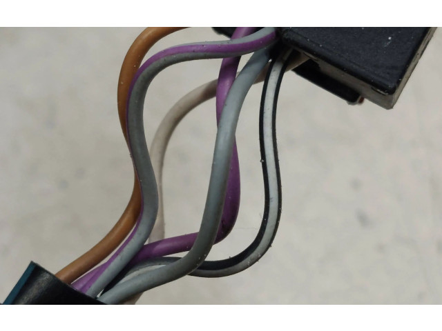 Зеркало электрическое Volkswagen Touran I 2003 - 2010 года