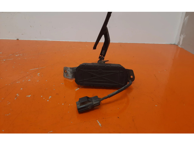 Моторчик дворников     Volvo S80