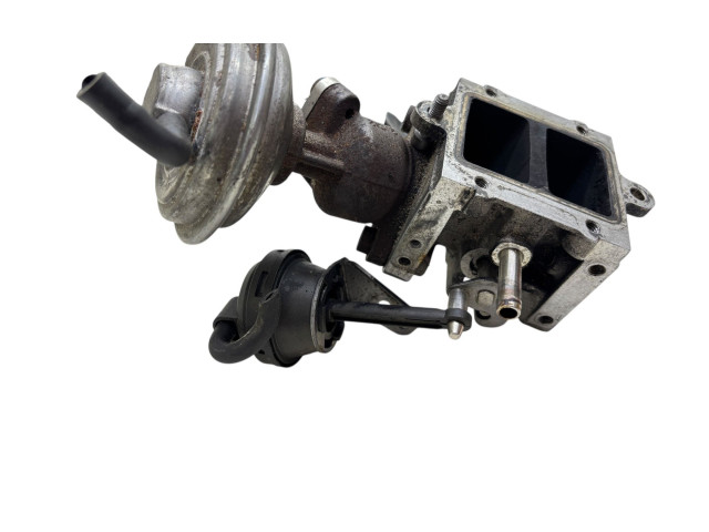 Топливная рампа 059131063C Audi A6 S6 C6 4F для двигателя ASB