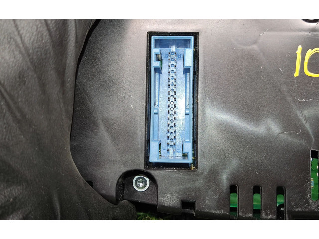 Панель приборов 5C6920970D   Volkswagen Jetta VI       