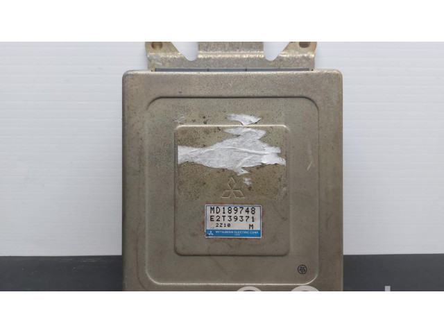 Блок управления двигателя MD189748, E2T39371 Mitsubishi Colt