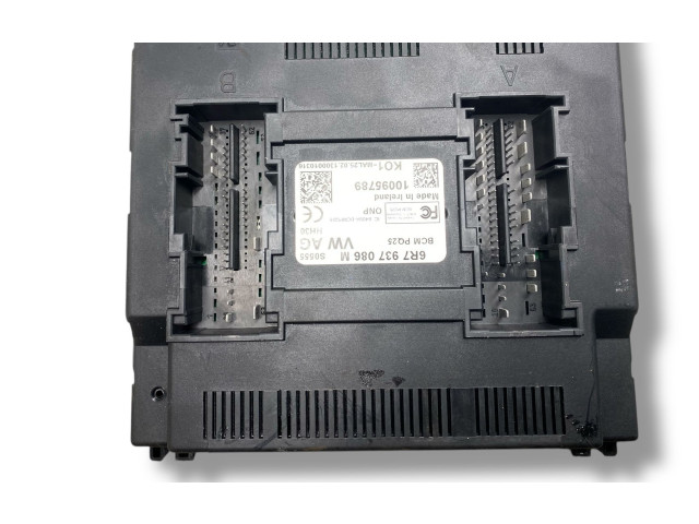 Блок комфорта 6R7937086M, 10095789 Skoda Fabia Mk2 (5J)