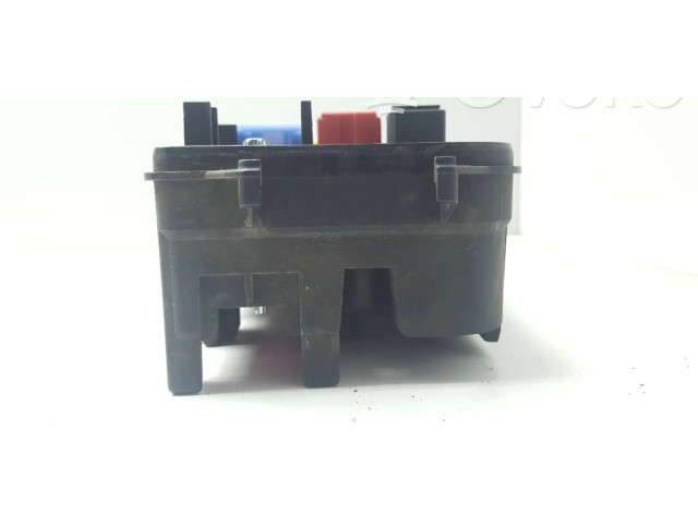 Pojistková skříňka Suzuki Ignis 2004