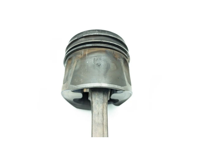 Píst A22DM Opel Antara A22DM