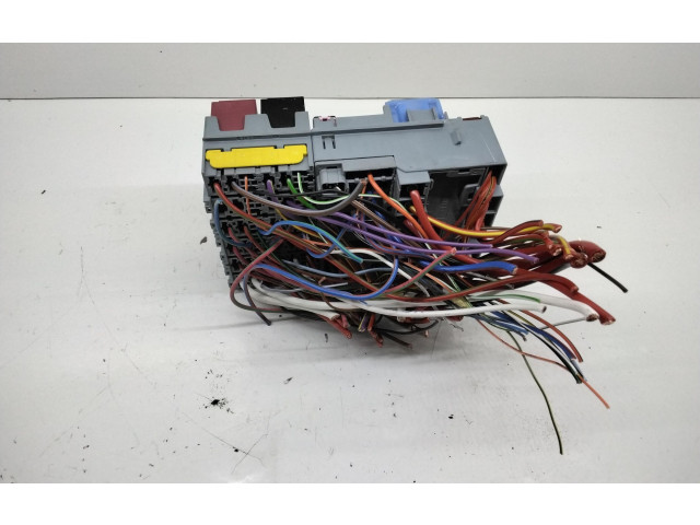 Блок предохранителей 51882145, 51882145 Jeep Renegade