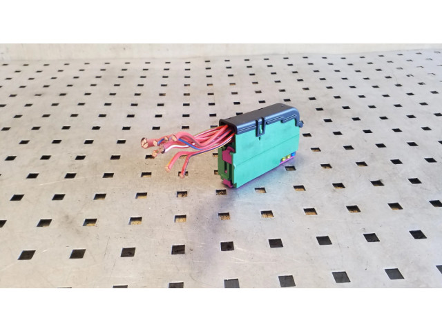 Блок предохранителей 8K0941824G Audi A6 C7