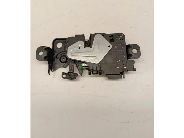Замок багажника 16367210 BMW 1 F40 2019- года