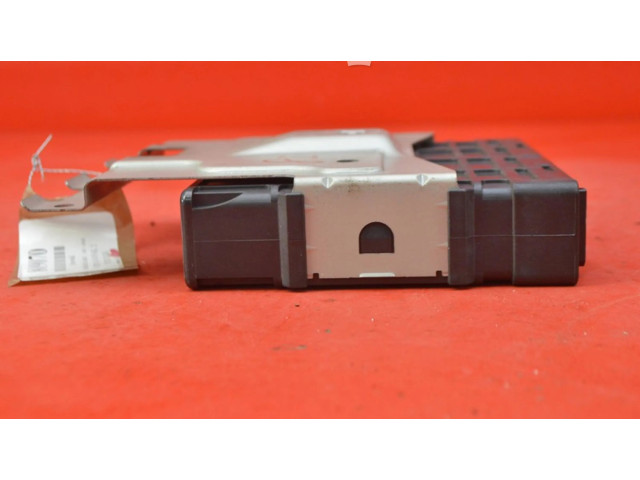 Блок управления двигателем Блок управления MN132784, MN132784 Mitsubishi Lancer