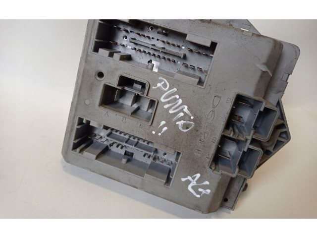   Pojistková skříňka 46766779   Fiat Punto (188) 1999