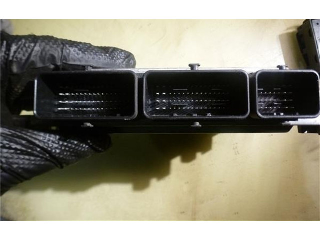 Блок управления двигателем Блок управления S180158133A   Dacia Lodgy