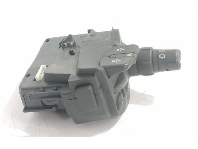 Переключатель дворников 88103003106 Renault Clio III