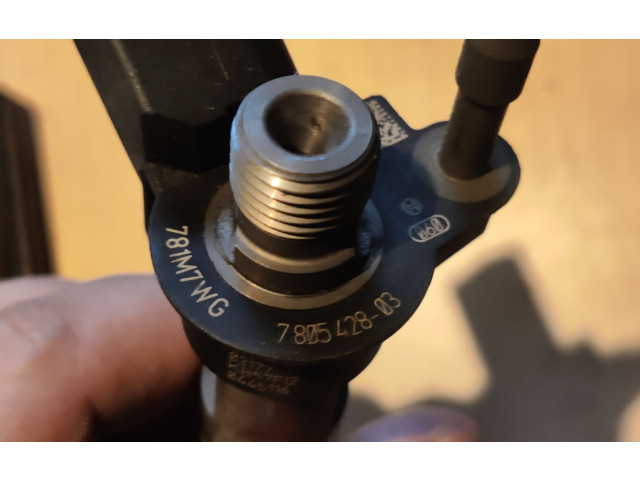 Vstřikovač 7805428, 780542803   BMW 5 GT F07  pro naftový motor 0.0  