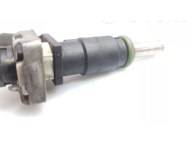 Форсунка A2720780249 Mercedes-Benz R W251