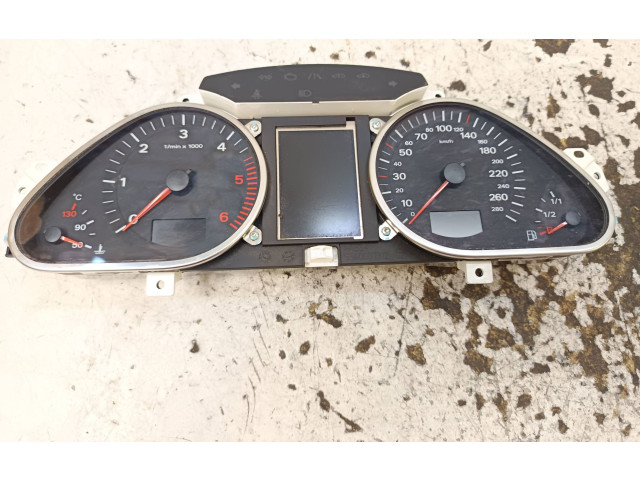 Панель приборов    Audi A6 S6 C6 4F       