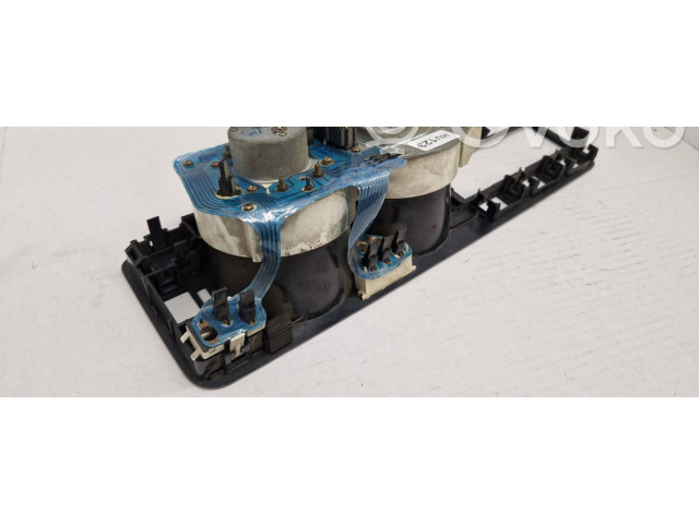 Панель приборов 1719191033 Volkswagen Golf I